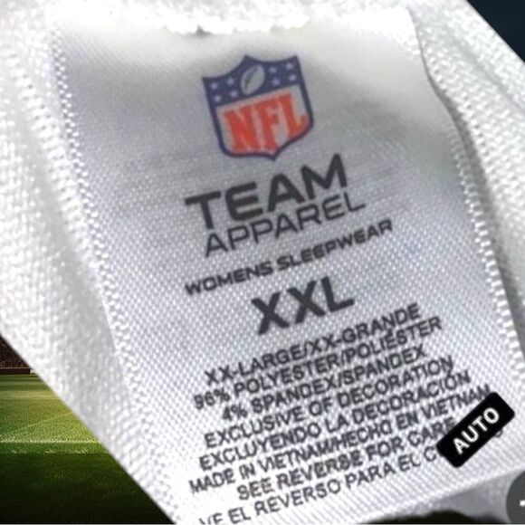 Team Apparel Womens White Denver Broncos Crewneck Sweatshirt Size XXL - Picture 4 of 4